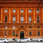 Ht Maximus Guest house 4*